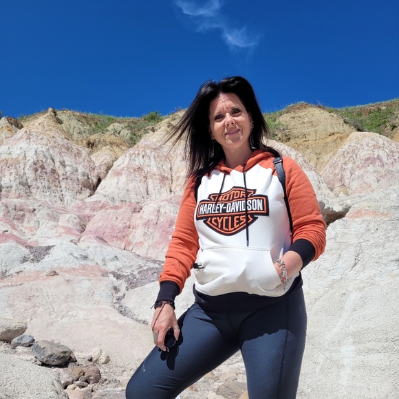 Meet your Posher, Kelly - Picture 2 of 16